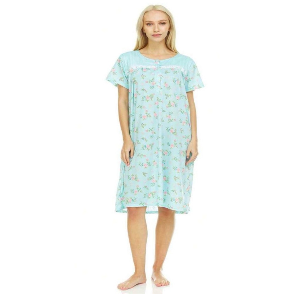 Blue Aqua Floral Short Sleeve Nightdress NWT!